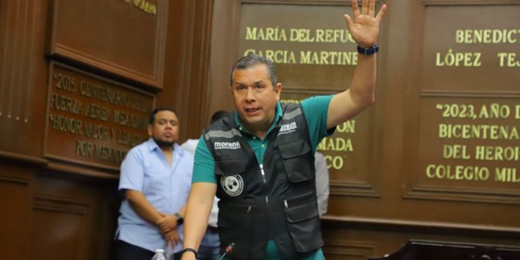 Ley Orgánica a la UMSNH es “un golpe a la educación pública y a la clase trabajadora”, asegura Barragán