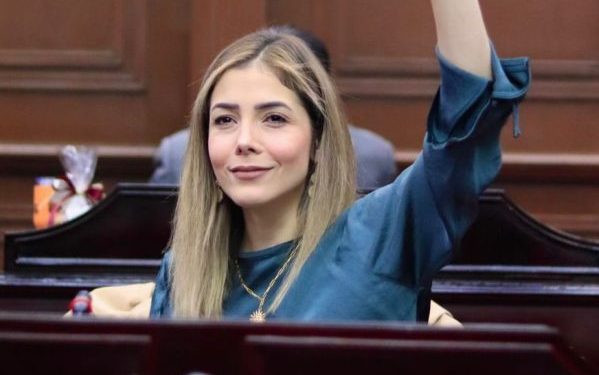 Se pronuncia Brissa Arroyo para evitar la burocratización del Legislativo