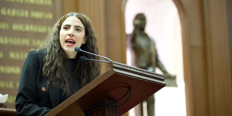 En Michoacán promoveremos la vivienda social, siguiendo los pasos de la Presidenta Sheinbau