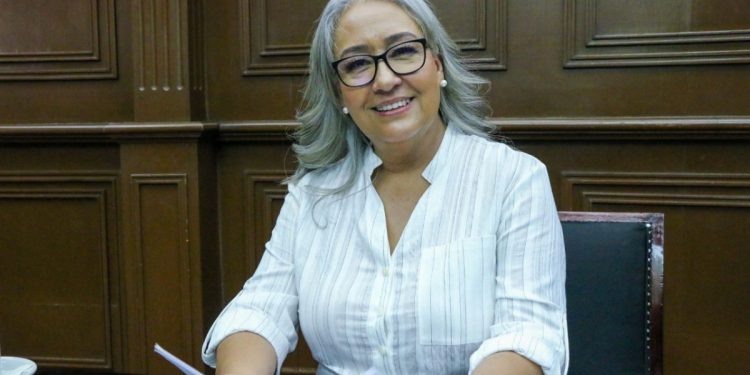 «En Michoacán, damos un paso firme por la salud y derechos de las mujeres»: Emma Rivera