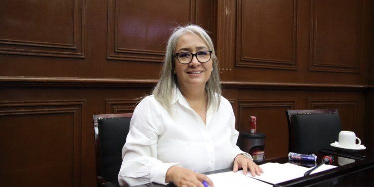 Más transparencia y eficiencia para Michoacán con Gobierno Digital, destaca Emma Rivera