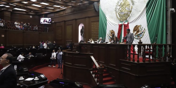 Aprueba 76 Legislatura inicio de proceso de Juicio Político a servidor público