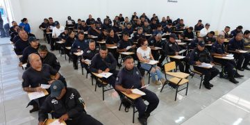 Policías de Zitácuaro inician preparatoria abierta: Iemsysem