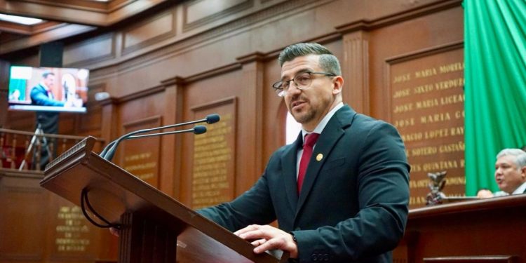 Diputado Toño Mendoza impulsa reforma para proteger a niñas, niños y adolescentes contra la trata de personas