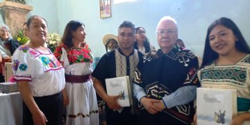 Presentó Carlos García, el libro El Baluarte Purépecha