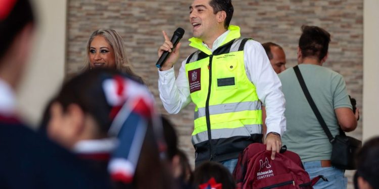 Continúan obras en comunidades indígenas de Michoacán: SCOP