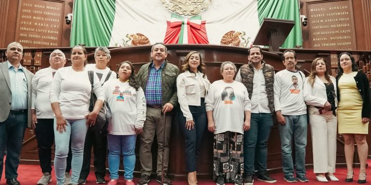 La lucha de las madres buscadoras nos recuerda que la verdad y la memoria son el camino hacia un país más justo: Víctor Manríquez