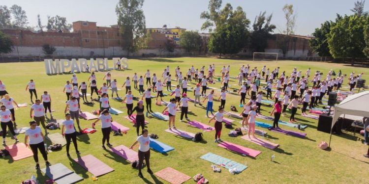 Juntas Somos Más Fuertes: Vanhe Caratachea