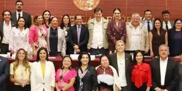 Celebra Araceli Saucedo construcción de planta de secado de leche en Michoacán