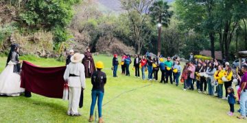 Turistas llegan a las Grutas de Tziranda esta Semana Santa