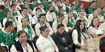 Estudiantes Conalep participan en foro de servicio social de Enfermería