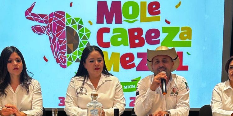 Ciudad Hidalgo anuncia tercera edición del Festival Mole, Cabeza y Mezcal