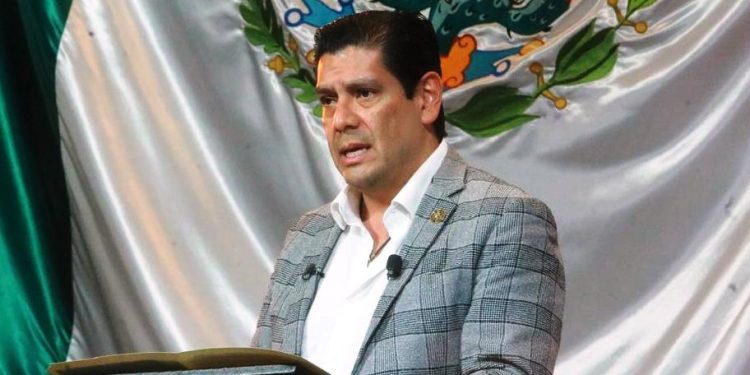 Propone Ernesto Núñez iniciativa para tipificar el reclutamiento criminal