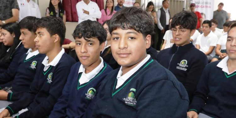 Invierte Iemsysem casi 3 mdp en equipamiento tecnológico