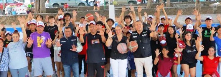Barragán rescata canchitas deportivas en colonias y unidades habitacionales de Morelia para prevenir adicciones y violencia