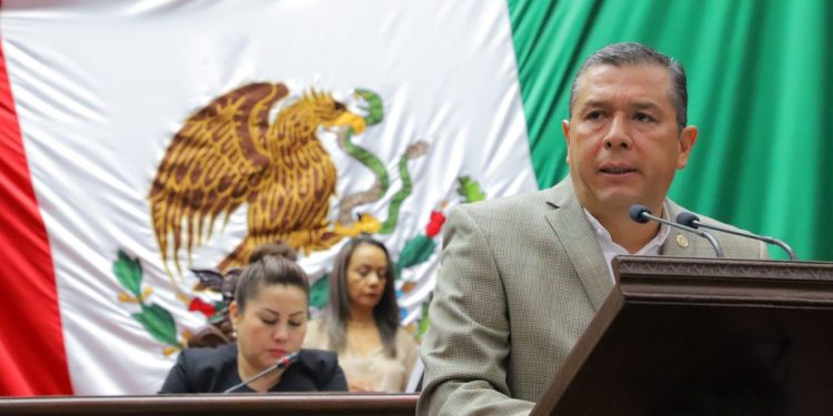 Barragán propone ampliar el concepto de violencia familiar para proteger a las michoacanas