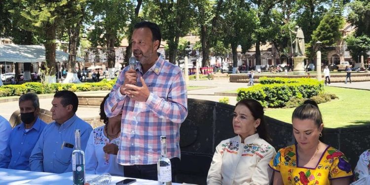 Julio Arreola inaugura el Festival Cuenca en Pátzcuaro: Sabores, saberes y tradiciones del corazón de Michoacán