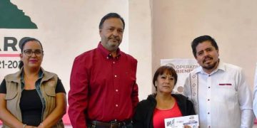 Julio Arreola refrenda su compromiso con el bienestar de los adultos mayores en Pátzcuaro