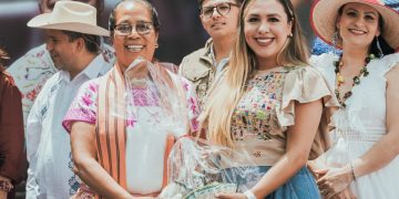 Santa Clara del Cobre enamora con orgullo en el Tianguis Artesanal de Uruapan 2025