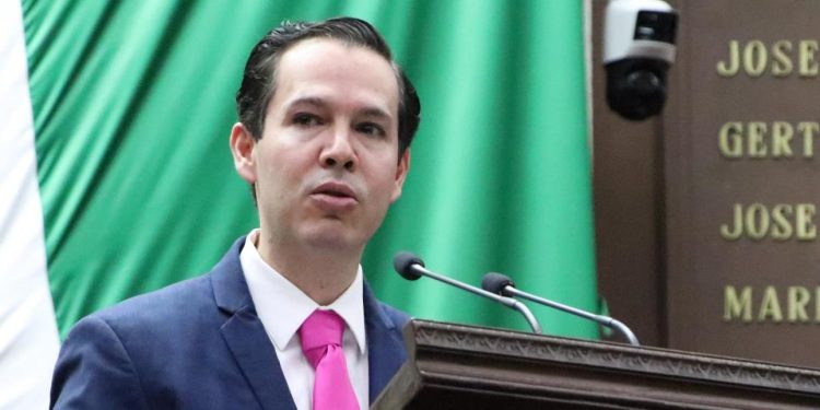 Urgente reformar el Código Penal de Michoacán para Proteger el Patrimonio de los Ciudadanos ante Estafas Financieras: Alfredo Anaya