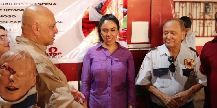 Ayuntamiento de Apatzingán brinda capacitaciónes para mejorar los servicios de emergencia.