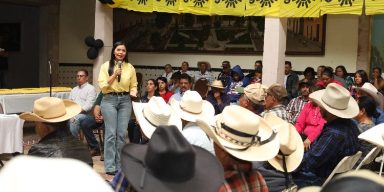 El PRD se fortalece en Huaniqueo, un bastión de la izquierda en Michoacán: Araceli Saucedo