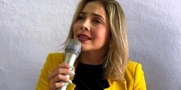 Convoca Brissa Arroyo a perredistas a utilizar como herramienta el diálogo, no el sometimiento