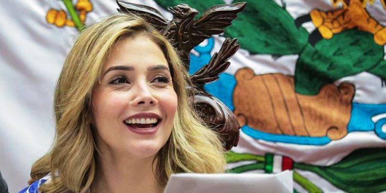 Exhorta Brissa Arroyo a impartir educación de calidad en todos los niveles