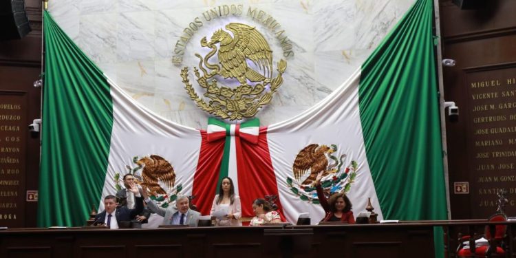 Exhorta Congreso del Estado a todos los municipios michoacanos para que instalen centros de acopio de pilas y baterías usadas