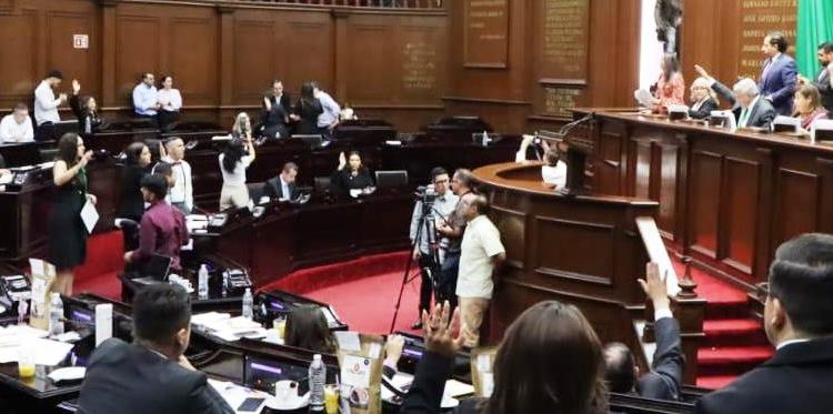 Se reestructuran diversas comisiones y comités del Congreso del Estado