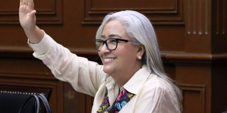 Emma Rivera respalda iniciativa contra apología del delito, sin descuidar la libertad de expresión
