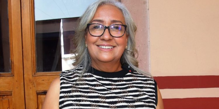 Emma Rivera presenta iniciativa para reconocer la doble jornada laboral de las mujeres en el Código Familiar