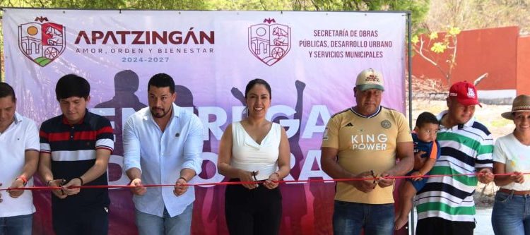 Fanny Arreola dignifica espacios educativos.