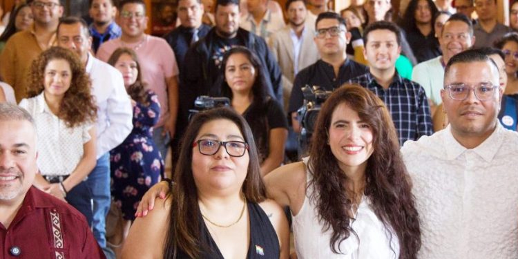 Giulianna Bugarini refrenda su compromiso con los derechos de la comunidad LGBTQ+