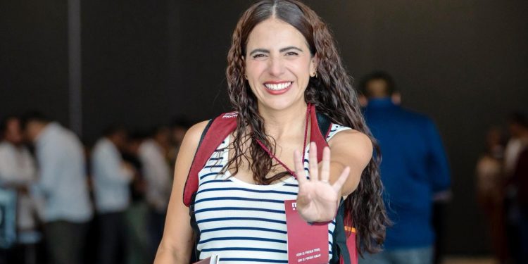 Giulianna Bugarini respalda el rumbo de Morena con Sheinbaum y Bedolla