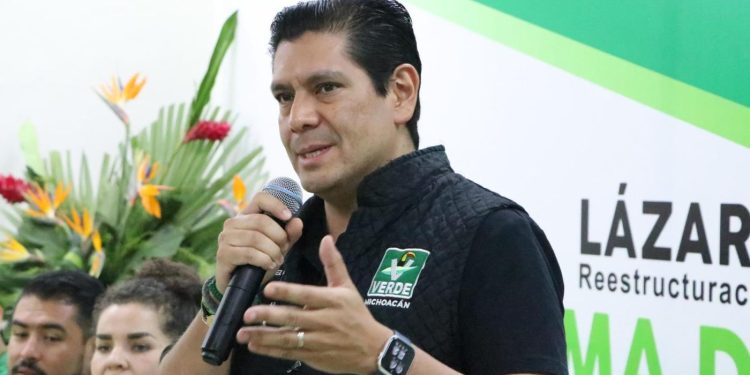 Ernesto Núñez Aguilar anuncia respaldo unánime del Partido Verde a iniciativa para regular el Buró de Crédito*