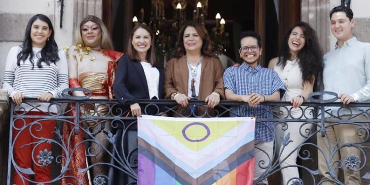 Legisladoras de Morena comprometen impulsar agenda legislativa en respaldo de la comunidad LGBTQ+