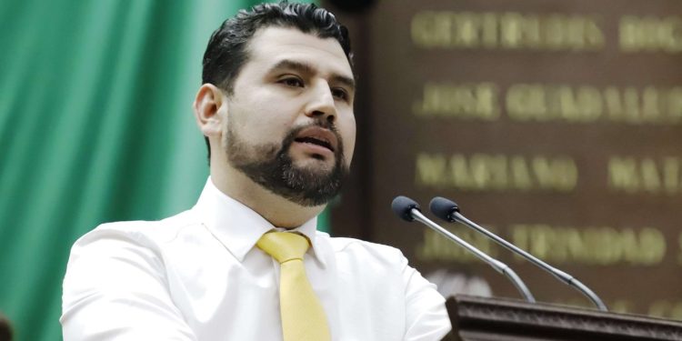 Con cambio en Comisiones de Dictamen, se armoniza el Legislativo con la política social: Octavio Ocampo