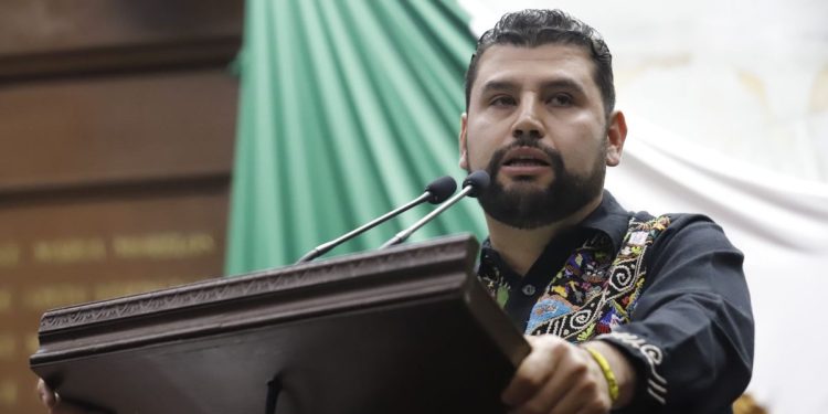 Octavio Ocampo propone Comisión Especial para el Desarrollo del Puerto Lázaro Cárdenas y los Polos de Desarrollo en Michoacán