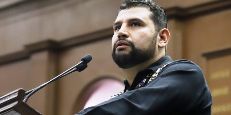 En apología del delito, “el problema no es la prensa, es la glorificación del crimen”, afirma Octavio Ocampo desde tribuna