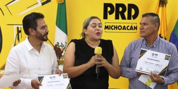 PRD Michoacán rinde homenaje a su origen: fundadores inspiran al partido