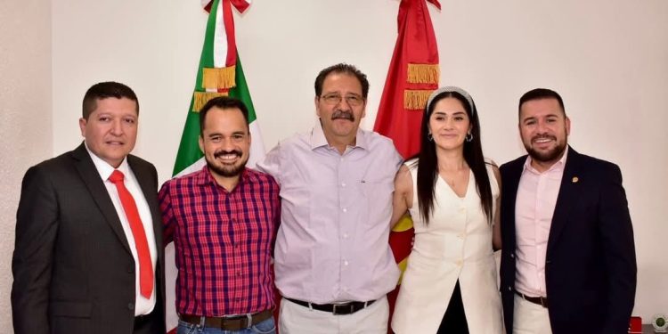 Celebra Reyes Galindo anuncio de implementación gradual de jornada laboral de 40 horas