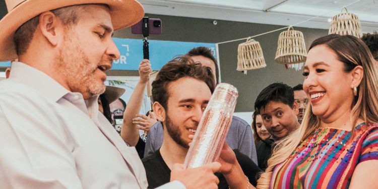 Santa Clara del Cobre se hace presente en el Festival Michoacán de Origen 2025