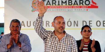 Eric Gaona reinaugura la Unidad Deportiva del Fraccionamiento El Trébol