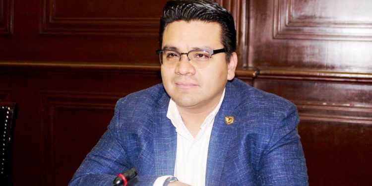 Toño Carreño apoya la libertad de expresión