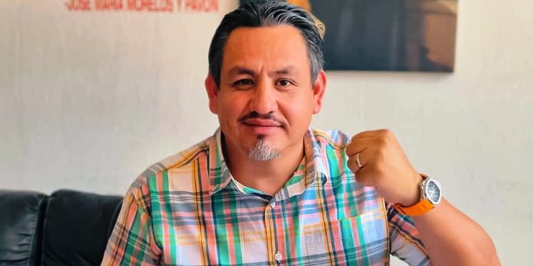 Las y los maestros son clave en el desarrollo del país, necesario reconocer su valor: Víctor Manríquez