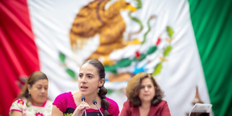 ”No podemos seguir convirtiendo al crimen en aspiración”: Giulianna Bugarini