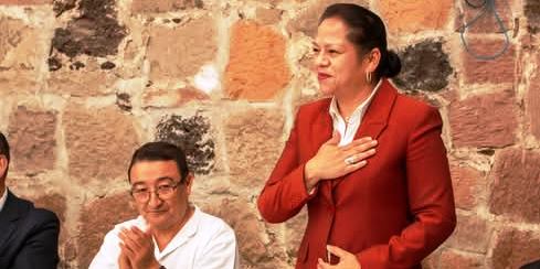 El Gobierno del municipio de Hidalgo reconoce el compromiso de las y los maestros