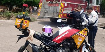 Ya está en funcionamiento: Presidenta Fanny Arreola entrega moto paramédico a Protección Civil y Bomberos