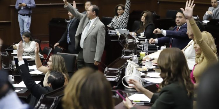 Fortalece Congreso del Estado legislación local en materia de salud para las mujeres embarazadas